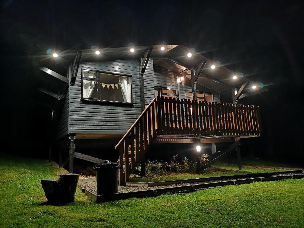 Ancarraig Lodges Drumnadrochit Exterior photo