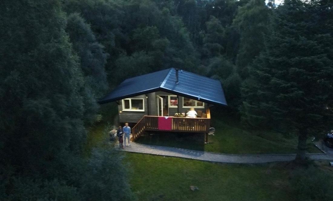 Ancarraig Lodges Drumnadrochit Exterior photo