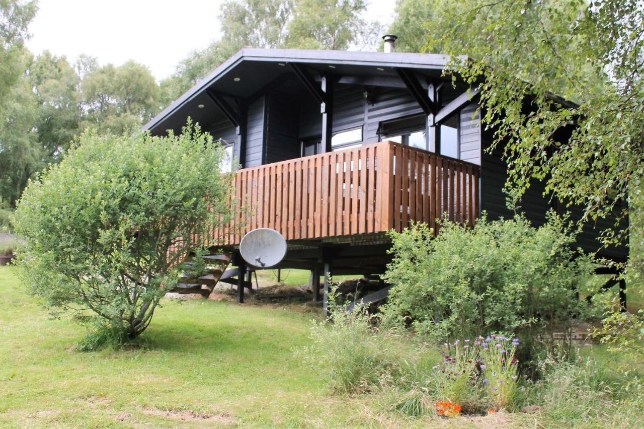Ancarraig Lodges Drumnadrochit Exterior photo