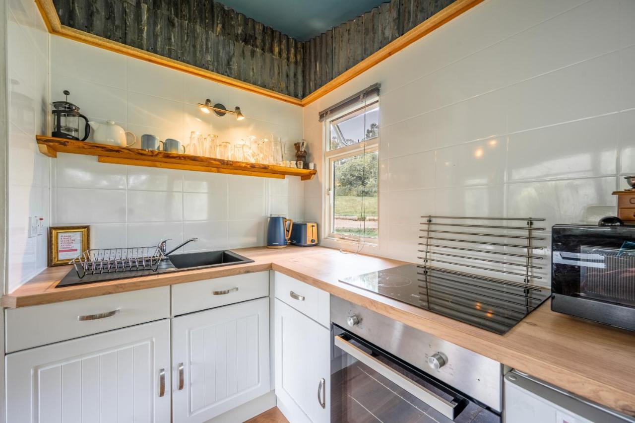 Ancarraig Lodges Drumnadrochit Exterior photo