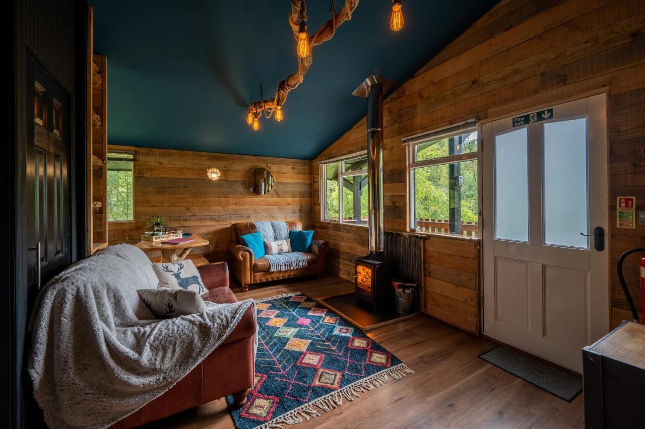 Ancarraig Lodges Drumnadrochit Exterior photo