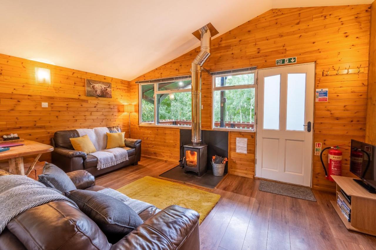 Ancarraig Lodges Drumnadrochit Exterior photo