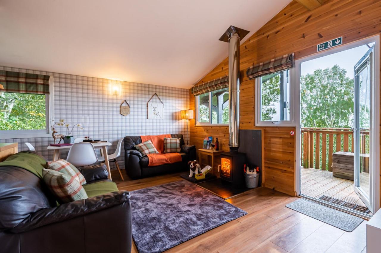 Ancarraig Lodges Drumnadrochit Exterior photo